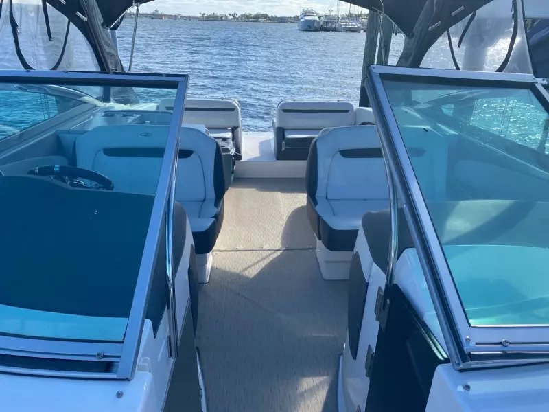 2016 Regal 3200 Bowrider