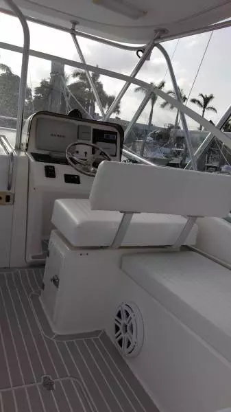 2007 Luhrs 31 Open