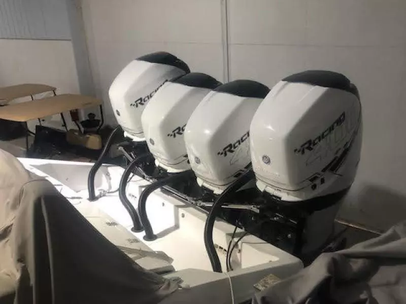 2019 Midnight Express 39 Cuddy