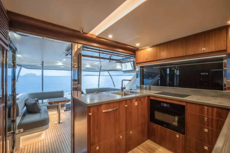 2019 Riviera 68 Sport Motor Yacht