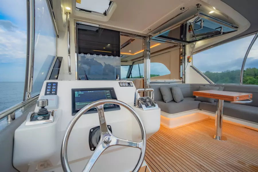 2019 Riviera 68 Sport Motor Yacht