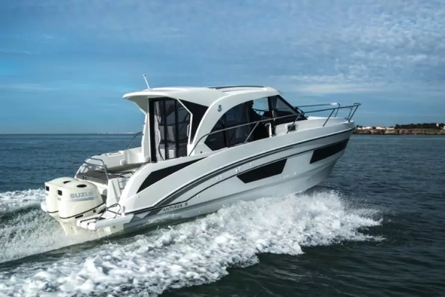 2025 Beneteau Antares 9