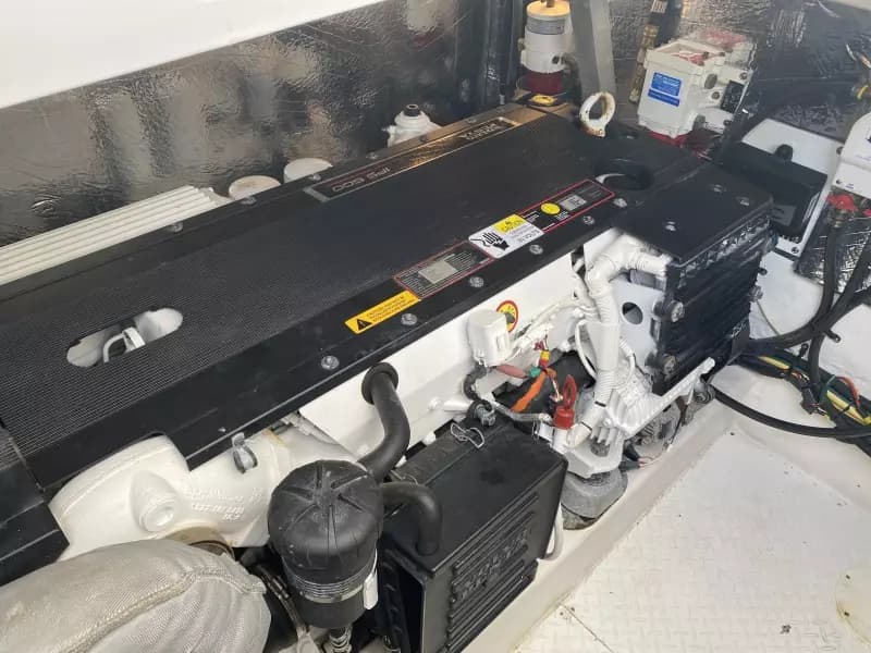 2009 Cruisers Yachts 447