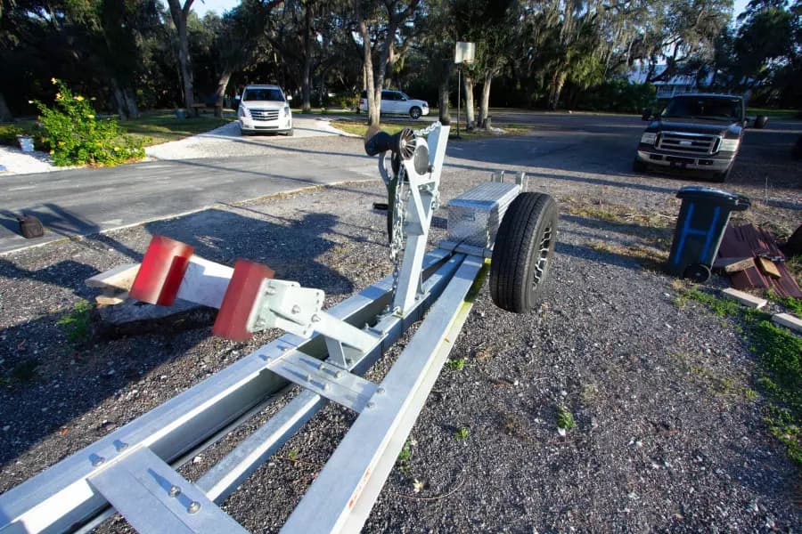 2005 Fountain 38 LX 54