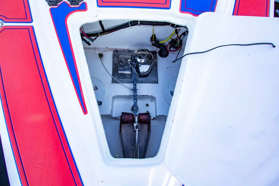 2005 Fountain 38 LX 30