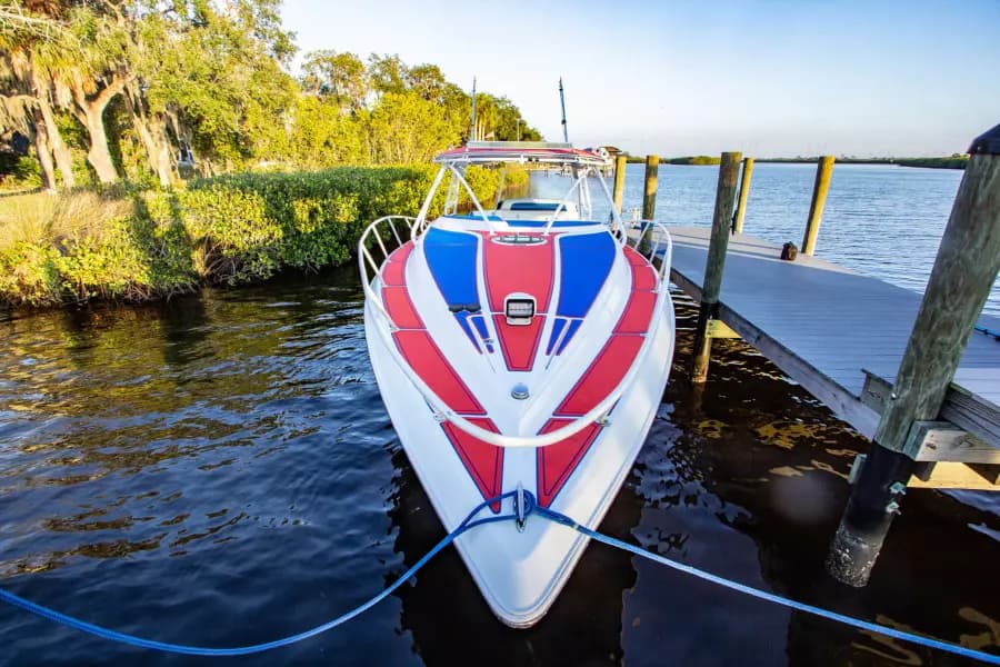 2005 Fountain 38 LX 31