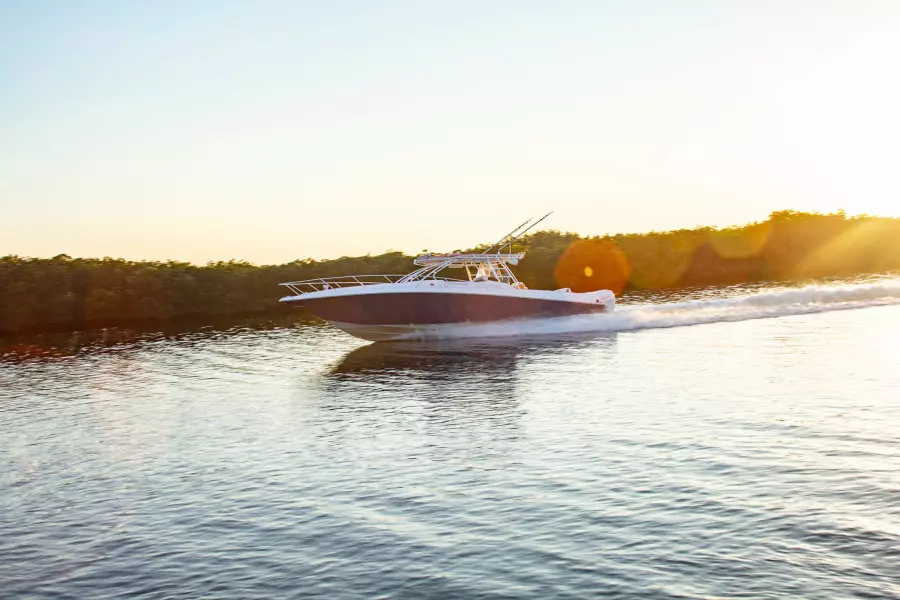 2005 Fountain 38 LX 07