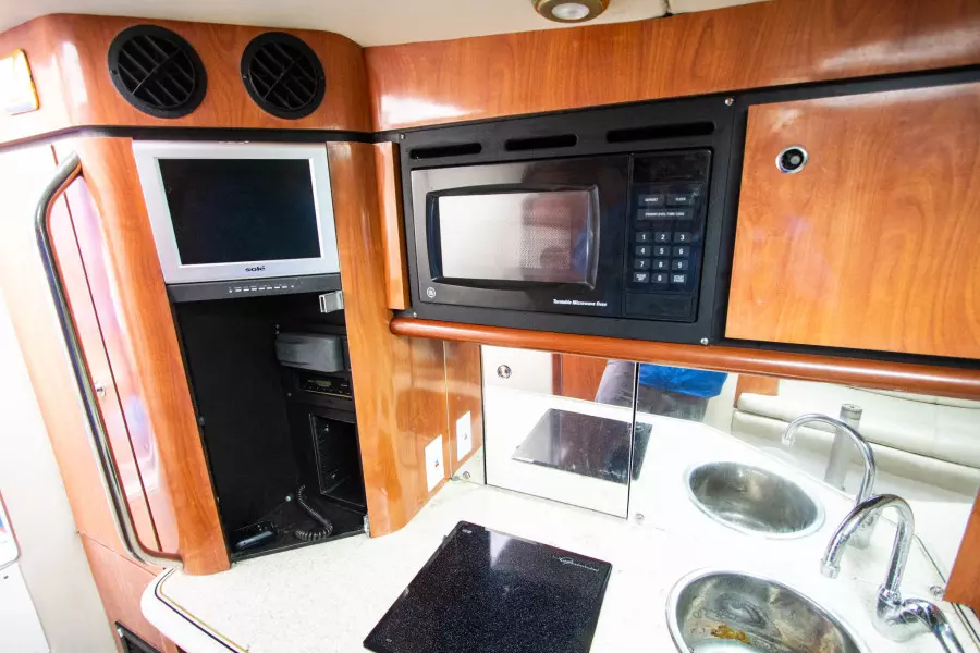 2005 Fountain 38 LX 67