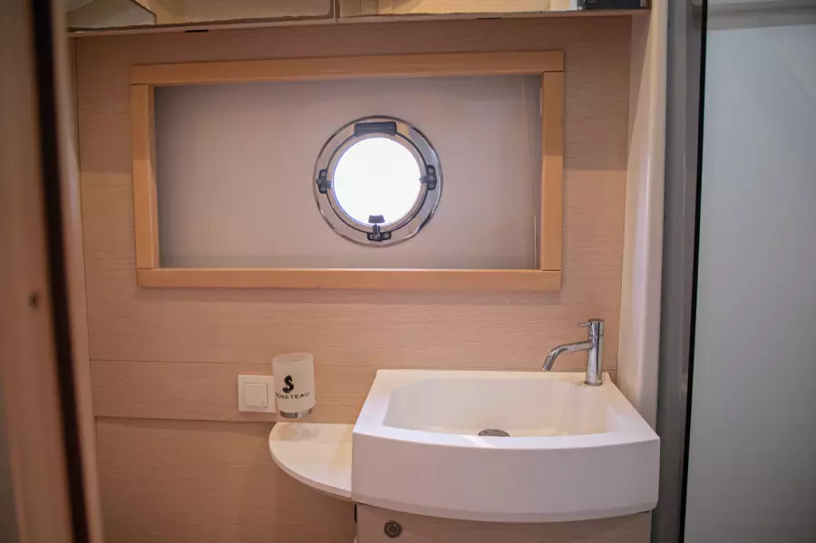 2010 Beneteau Monte Carlo 47