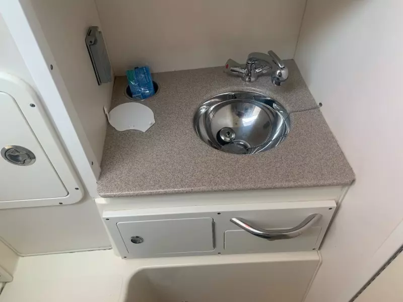 2015 World Cat 320 EC