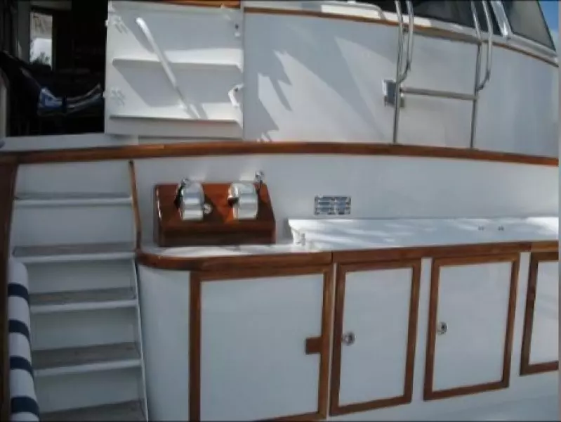 1965 Burger Cockpit Flybridge Motor Yacht