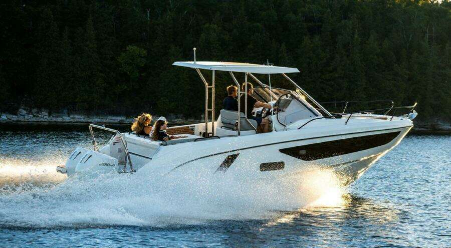 2025 Beneteau Flyer 9 SunDeck