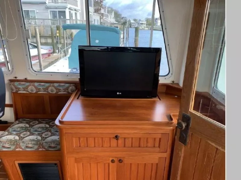 2007 Northern Bay 38