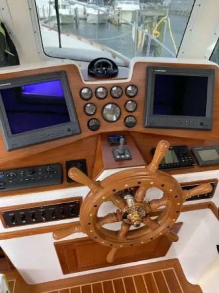 2007 Northern Bay 38