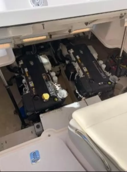 2008 Tiara Yachts 3900 Sovran