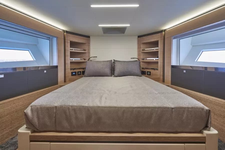 2021 Astondoa 66 Flybridge