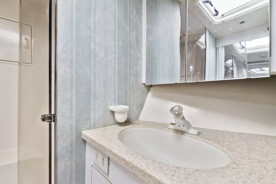 2001 Ocean Yachts 52 SS