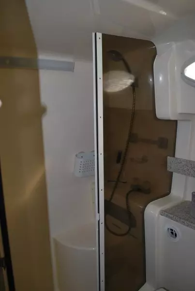 2002 Rinker 342 Fiesta Vee