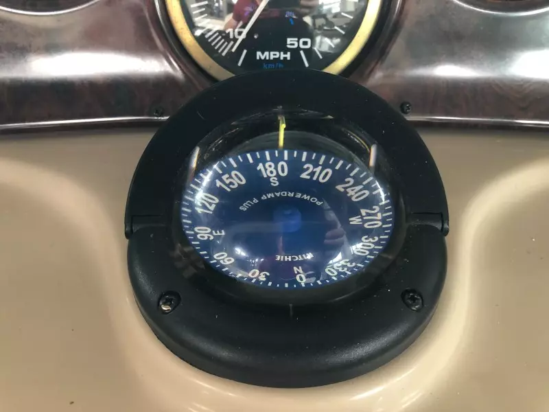 2002 Rinker 342 Fiesta Vee