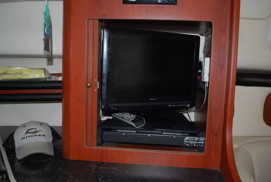 2002 Rinker 342 Fiesta Vee