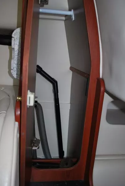 2002 Rinker 342 Fiesta Vee