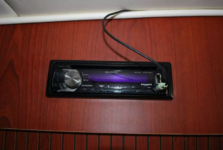 2002 Rinker 342 Fiesta Vee