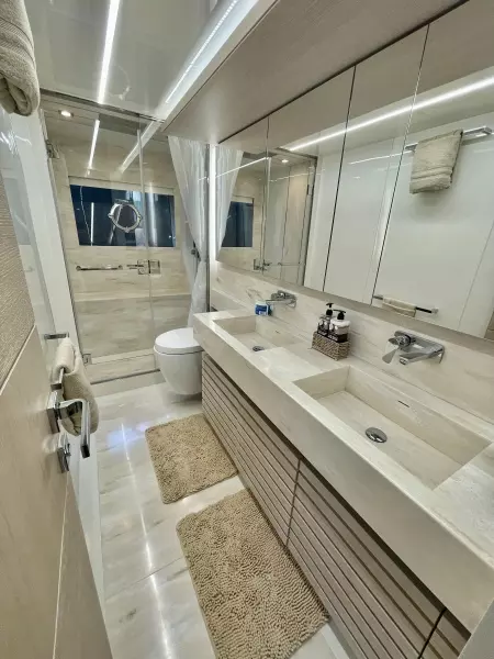 2021 Astondoa 66 Flybridge