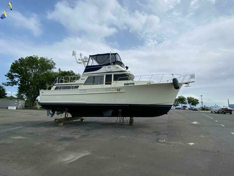 1983 Tollycraft Aft Cabin