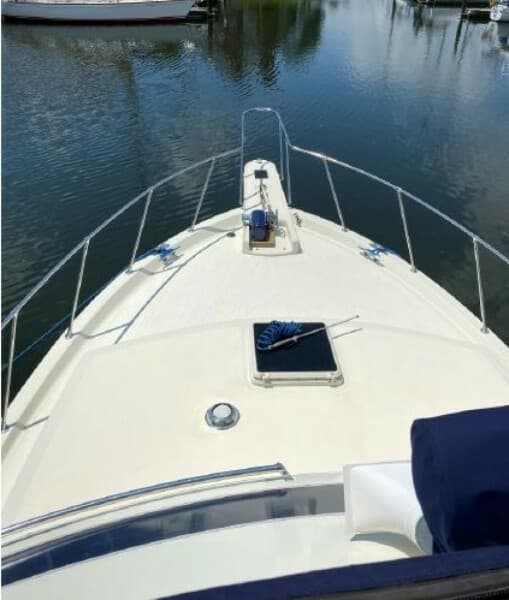 1983 Tollycraft Aft Cabin