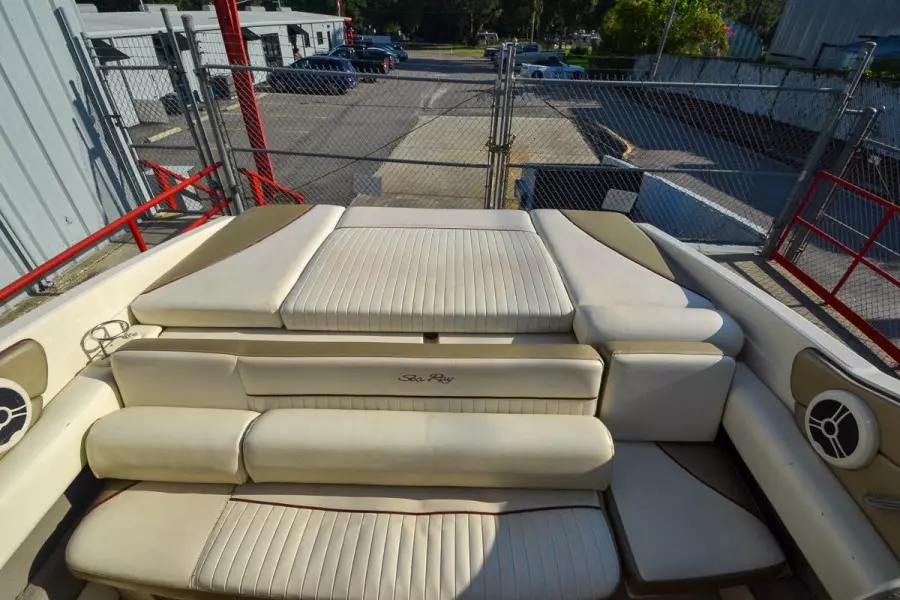 2007 Sea Ray 210 Select Tower
