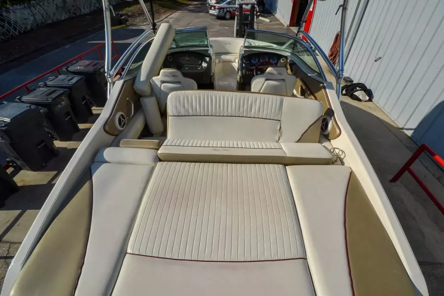 2007 Sea Ray 210 Select Tower