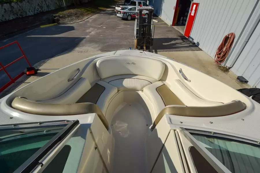 2007 Sea Ray 210 Select Tower