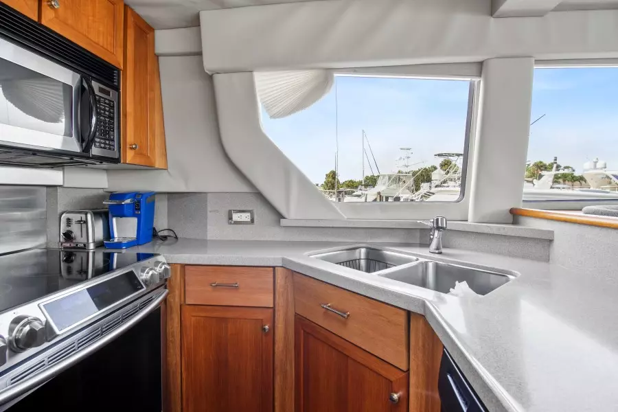 2000 Pacific Mariner 65 Motoryacht