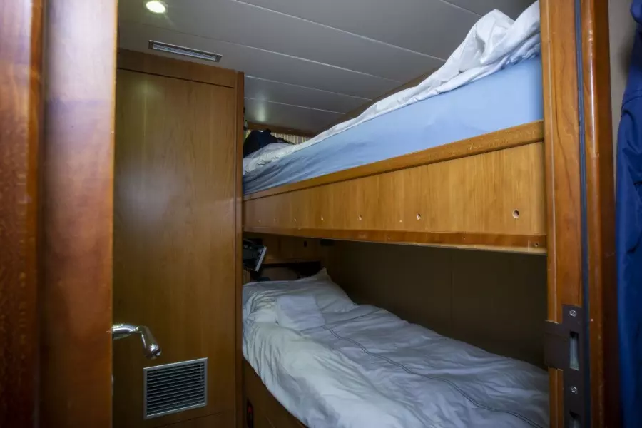 2000 Ferretti Yachts Custom Line 94