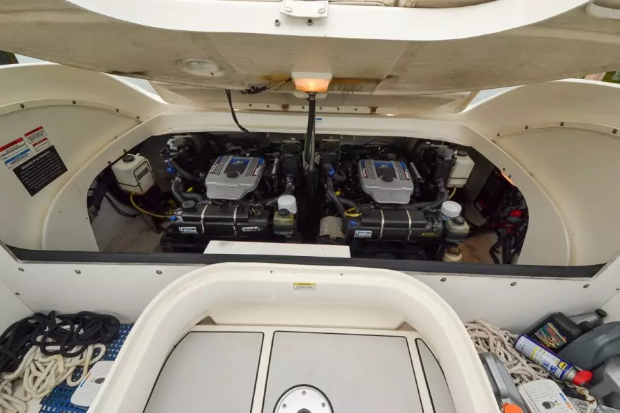 2010 Sea Ray 300 SLX 49