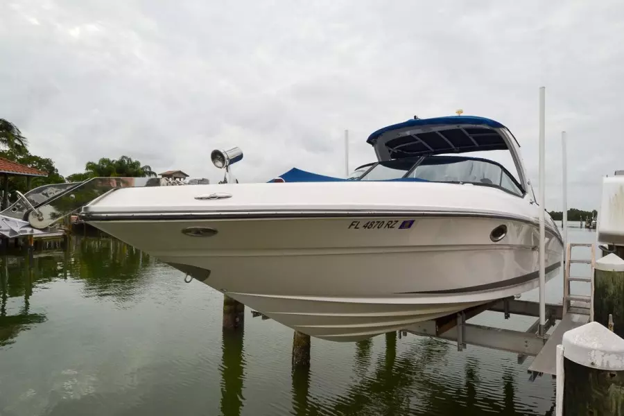 2010 Sea Ray 300 SLX 53