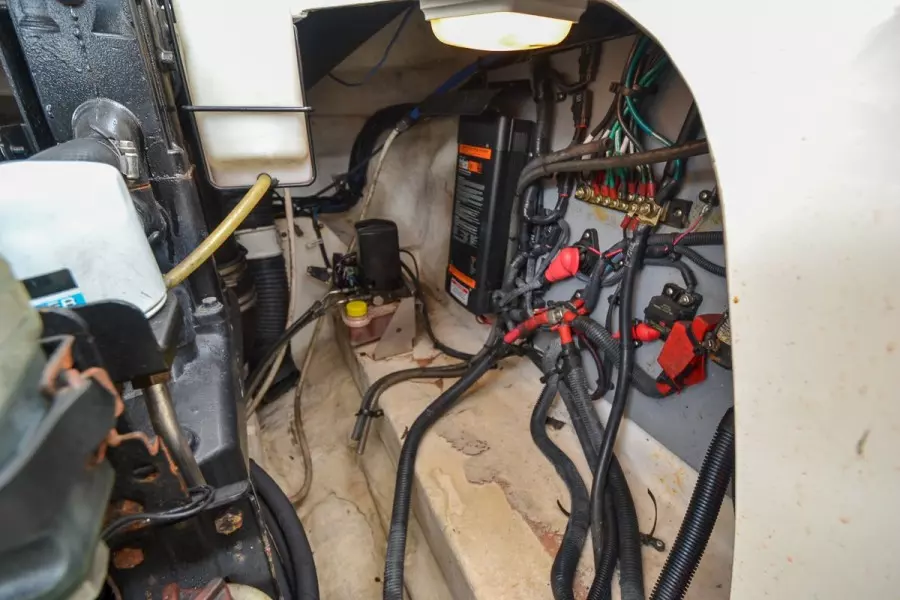 2010 Sea Ray 300 SLX 44