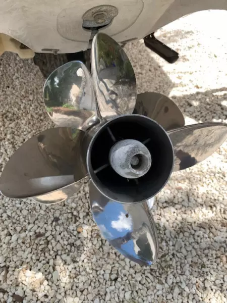 2006 Sea Ray 240 SunDeck