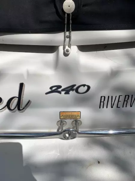 2006 Sea Ray 240 SunDeck