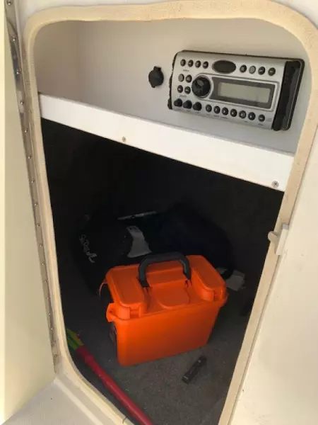 2006 Sea Ray 240 SunDeck