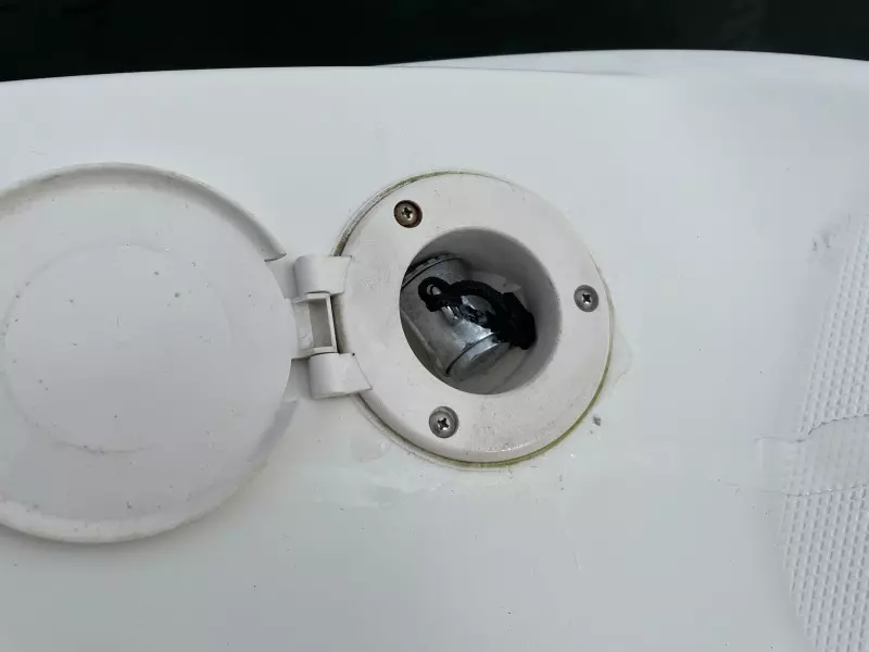 2005 Chaparral 236 Sunesta