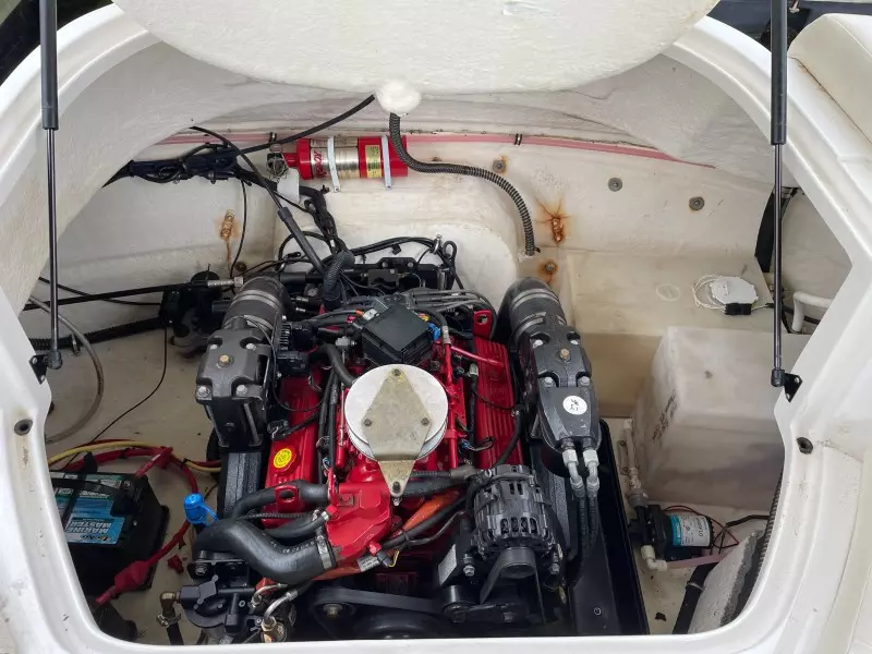 2005 Chaparral 236 Sunesta