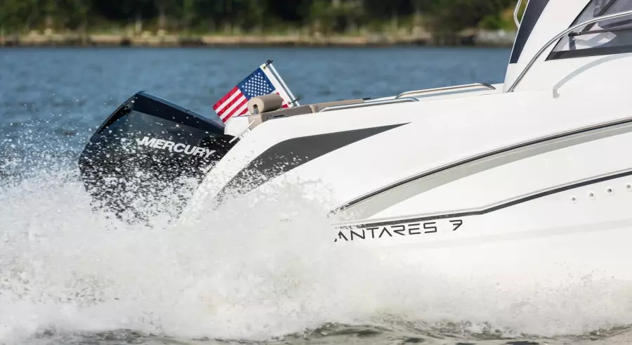 2026 Beneteau Antares 7