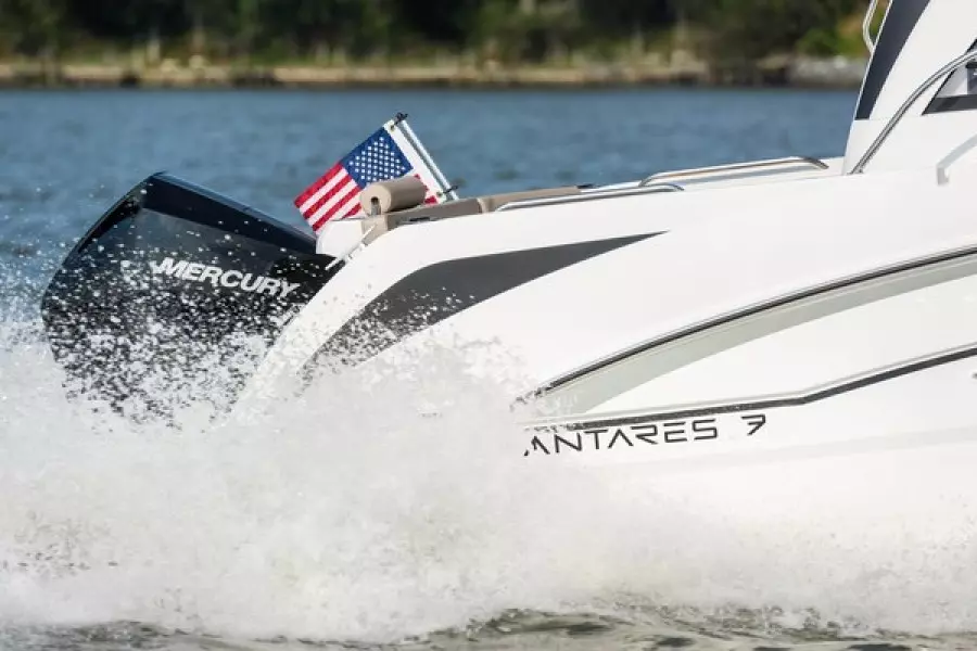 2026 Beneteau Antares 7
