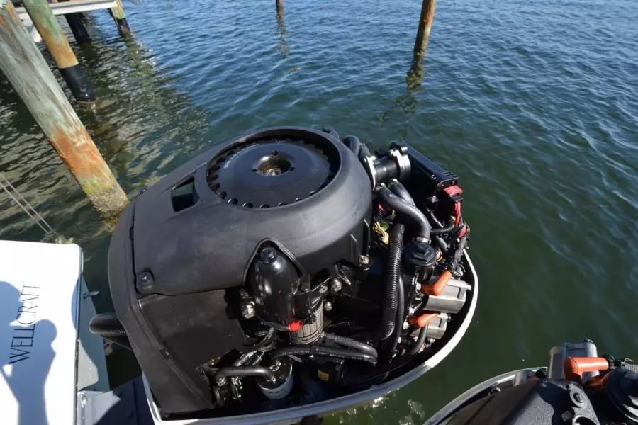 1995 Wellcraft Scarab 26 Sportster