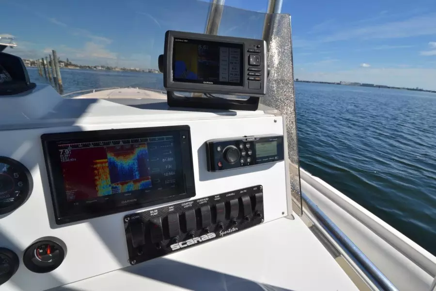 1995 Wellcraft Scarab 26 Sportster