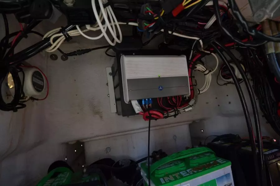 1995 Wellcraft Scarab 26 Sportster