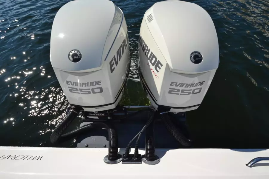 1995 Wellcraft Scarab 26 Sportster