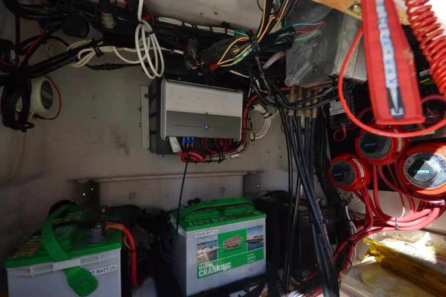 1995 Wellcraft Scarab 26 Sportster