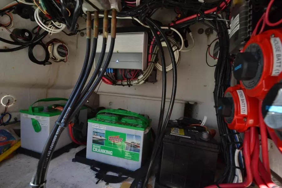 1995 Wellcraft Scarab 26 Sportster